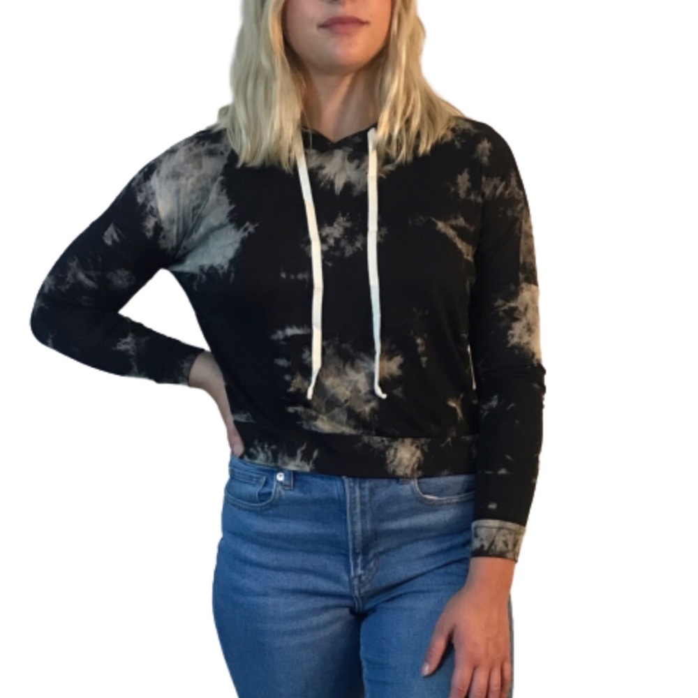 Last L • Black Tie Dye Top Hoodie - Picture 3 of 5